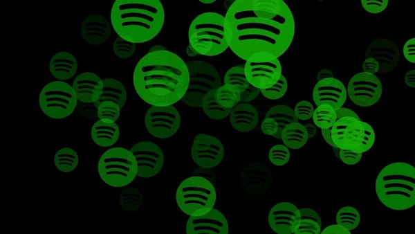 Spotify Benzer Çalma Listesi Oluşturma